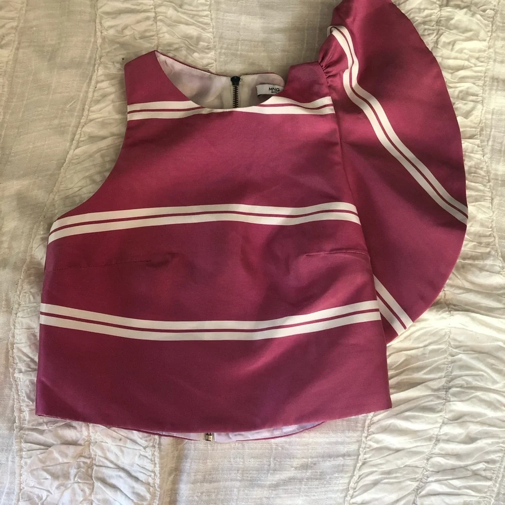 Mango Ruffle Shoulder Top - Picture 4 of 6